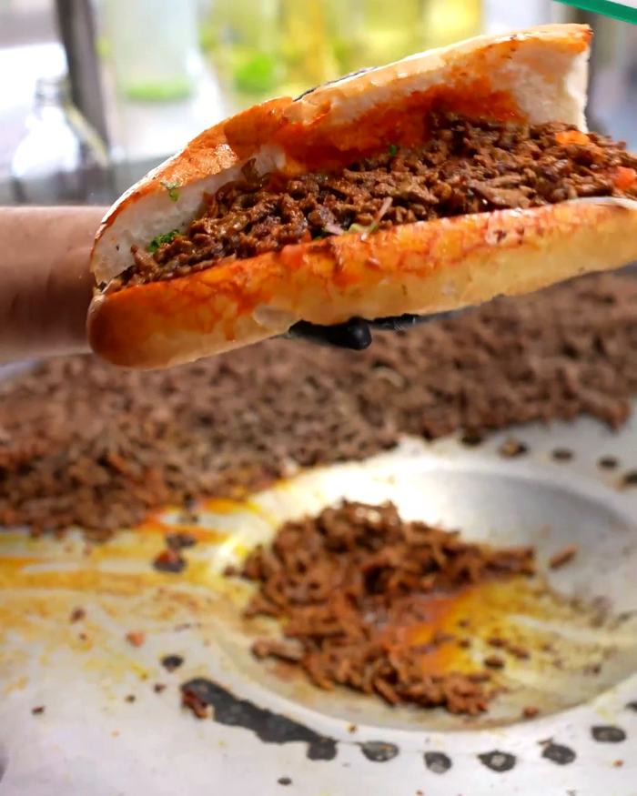 Hasan Usta Tantuni servis